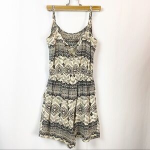 H&M Divided 
Woman’s Size 4 Romper Shorts